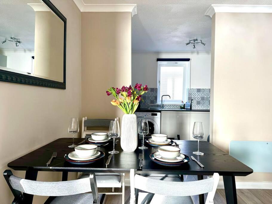 Fab Oxford City Centre Apartment Sleeps 6 With מראה חיצוני תמונה